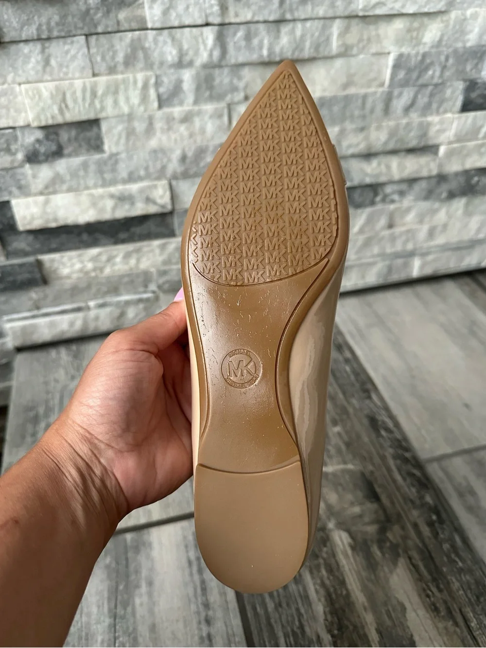 Michael Kors Rory Point Toe Ballet Flat  Neutral/ Nude Size 8.5